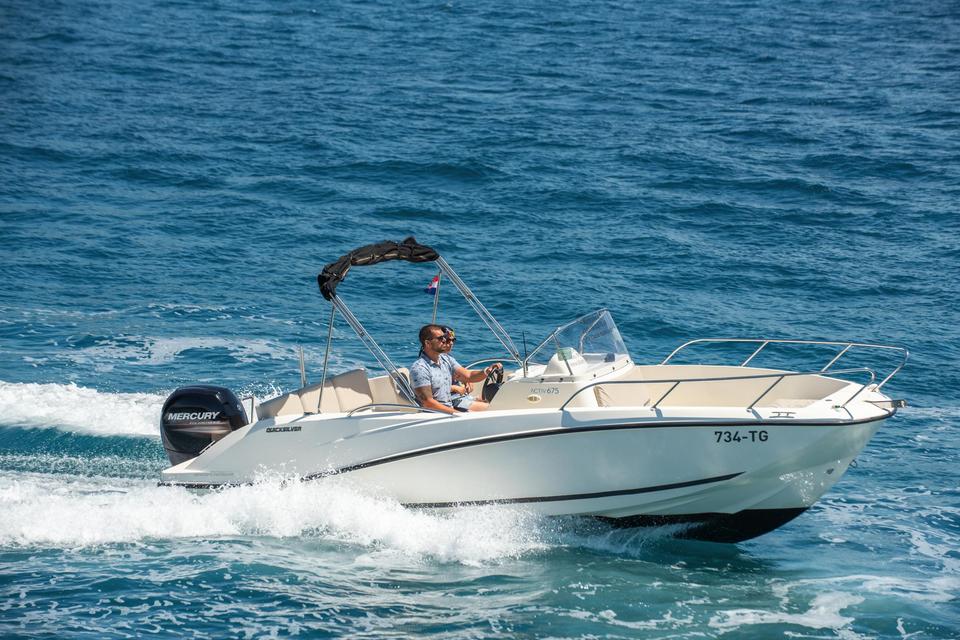 Quicksilver 675 Open
