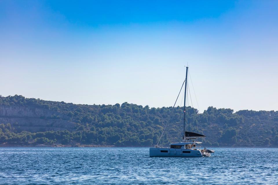 Lagoon 40 (4)