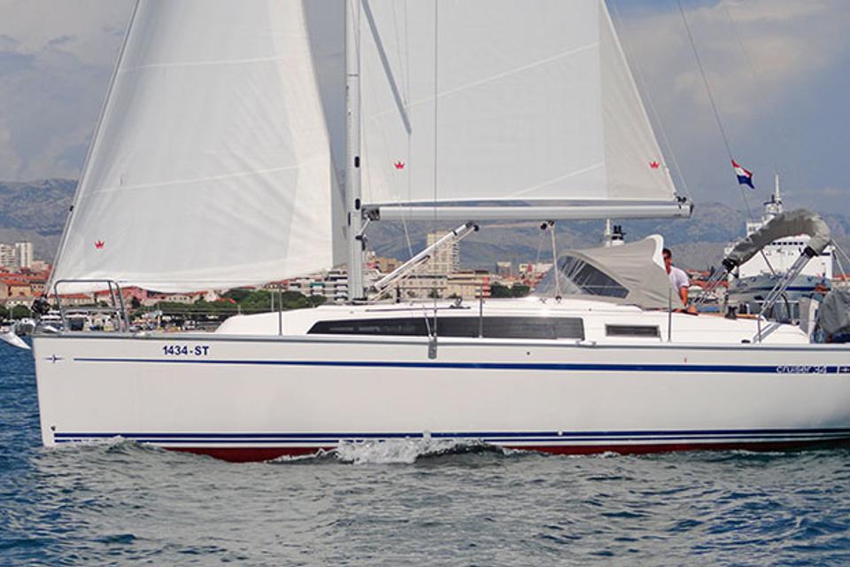 Bavaria Cruiser 34 (10)
