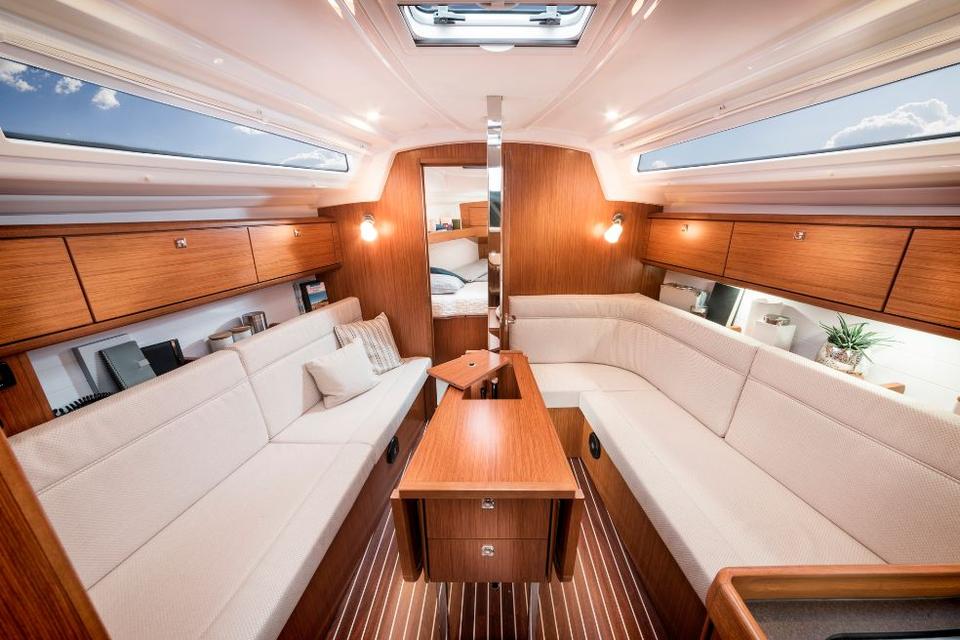 Bavaria Cruiser 34 (13)