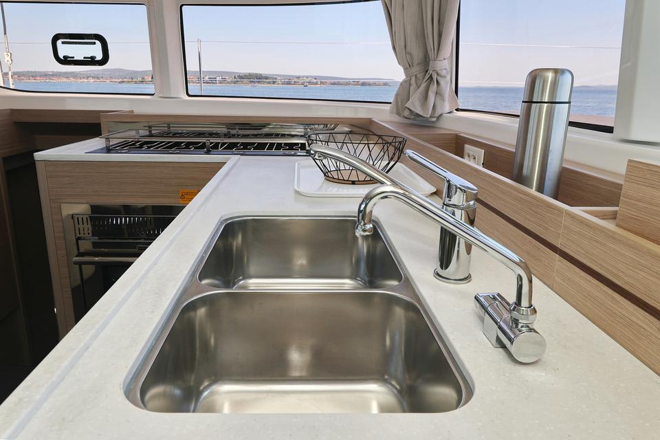 Lagoon 43 (60)