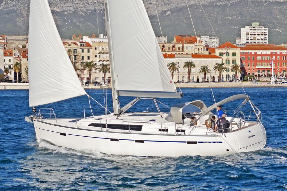 Bavaria Cruiser 51 (4)