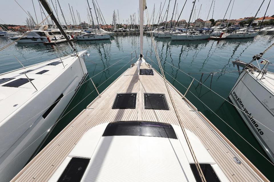 Dufour 520 Grand Large (7)