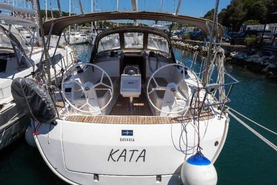 Bavaria Cruiser 37