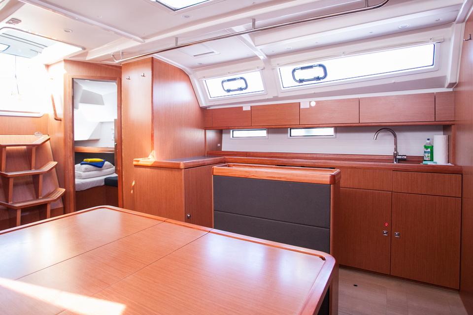Bavaria Cruiser 46 (10)