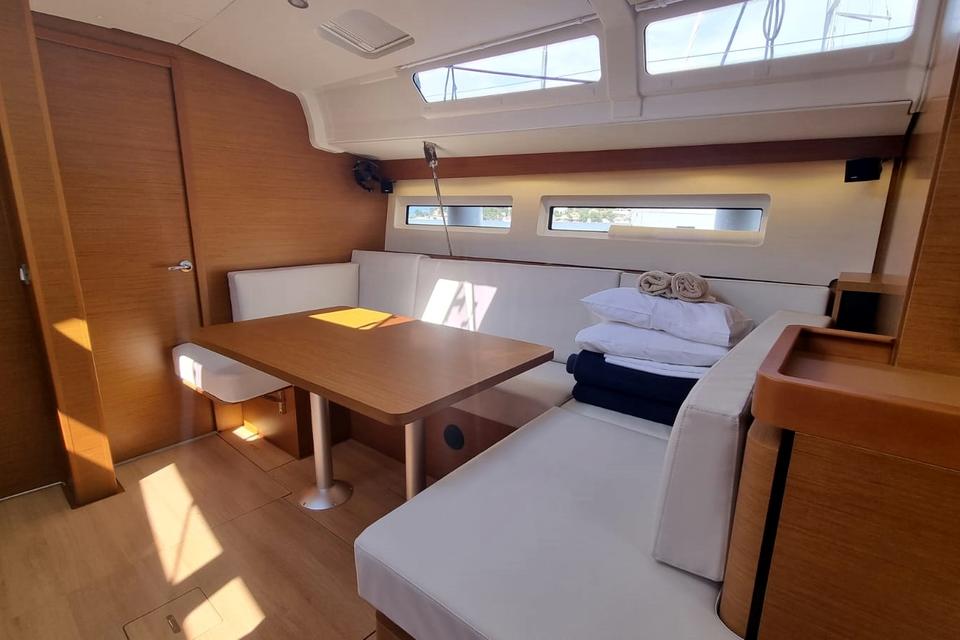 Jeanneau Sun Odyssey 490 (38)