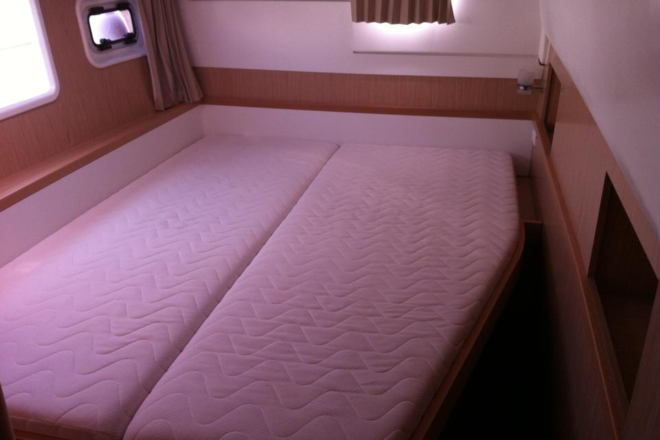 Lagoon 400 S2 (21)