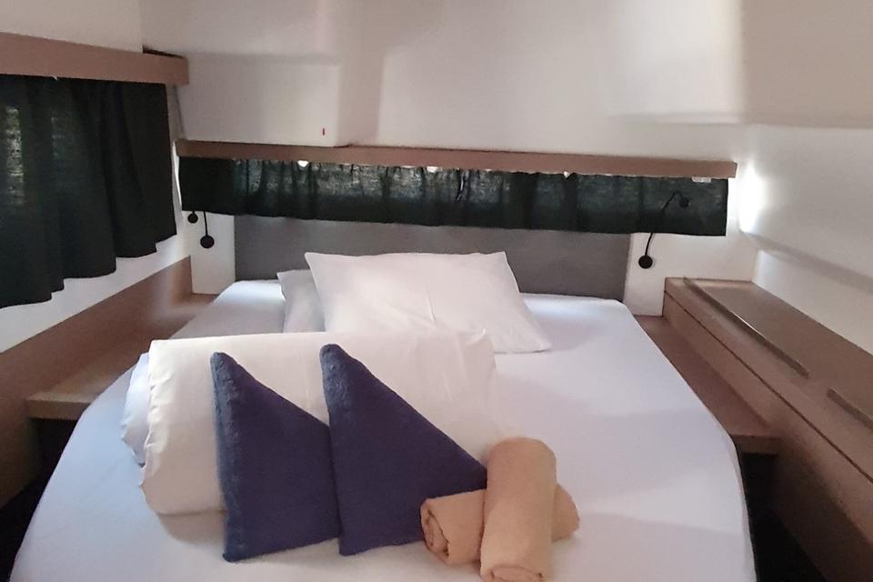 Fountaine Pajot Isla 40 (3)