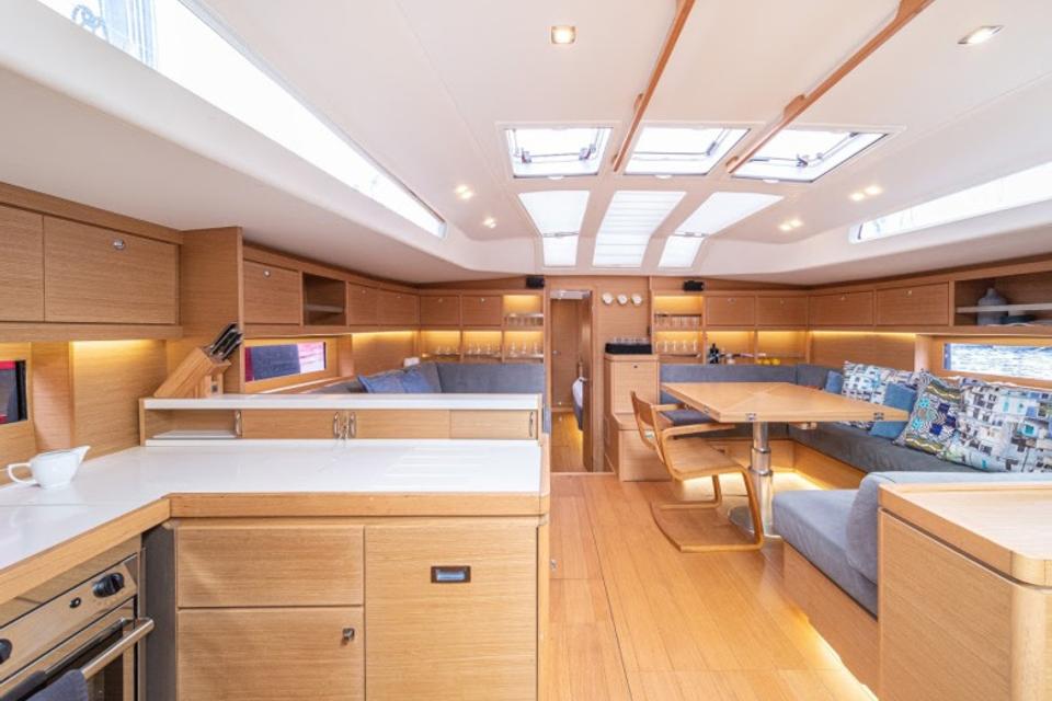 Dufour 63 Exclusive (2)