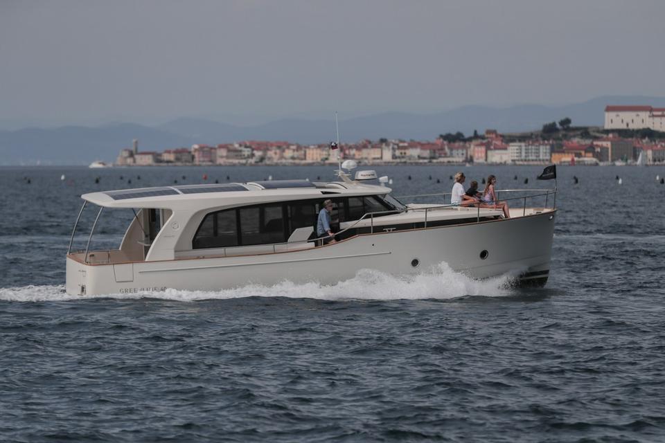 Greenline 40