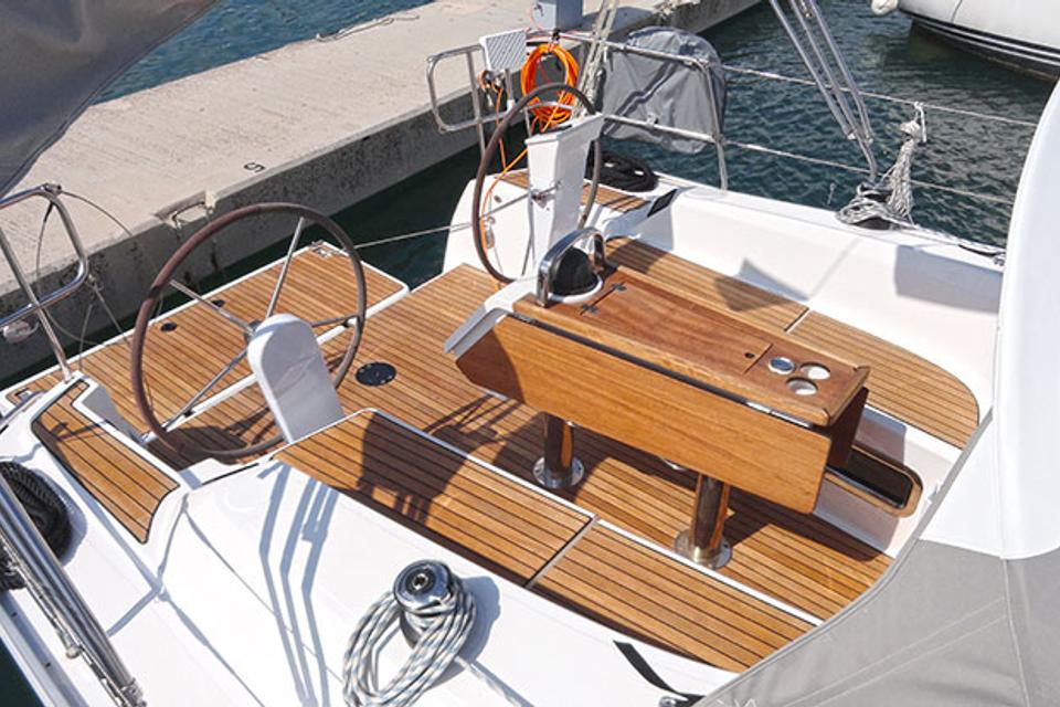 Bavaria Cruiser 34 (15)