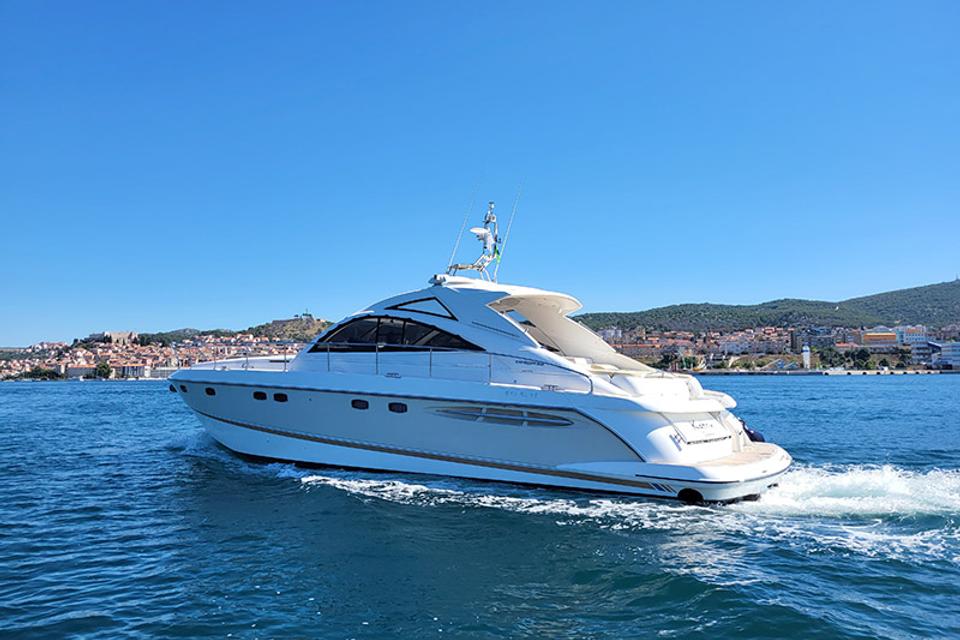 Fairline Targa 52 GT (2)