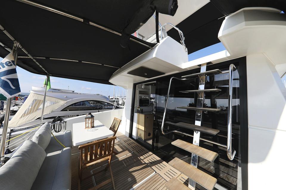 Motor Catamaran Fountaine Pajot MY 37 (7)