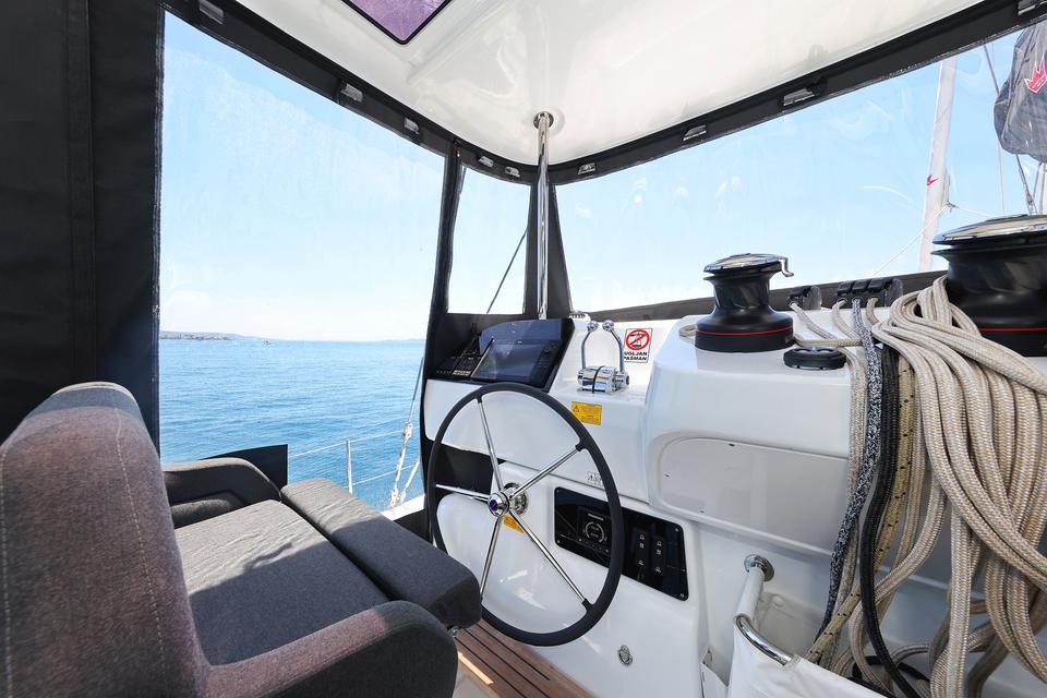 Lagoon 43 (25)