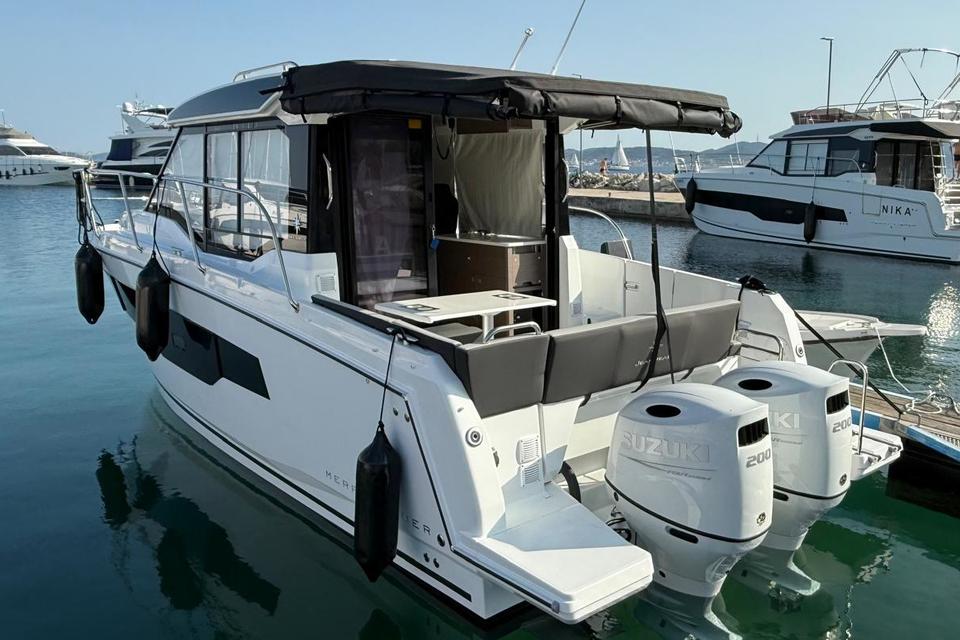 Jeanneau Merry Fisher 895
