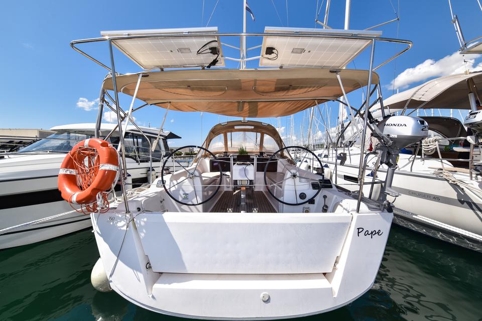 Bavaria Cruiser 34 (6)