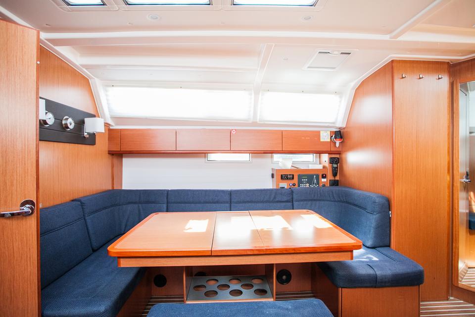 Bavaria Cruiser 46 (7)