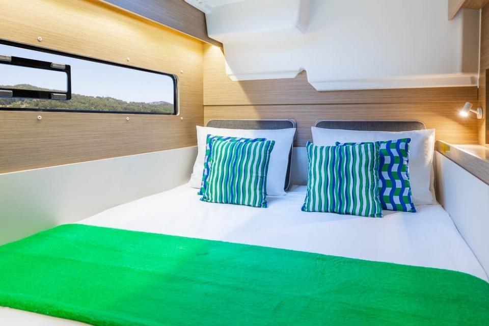Lagoon 380 (10)