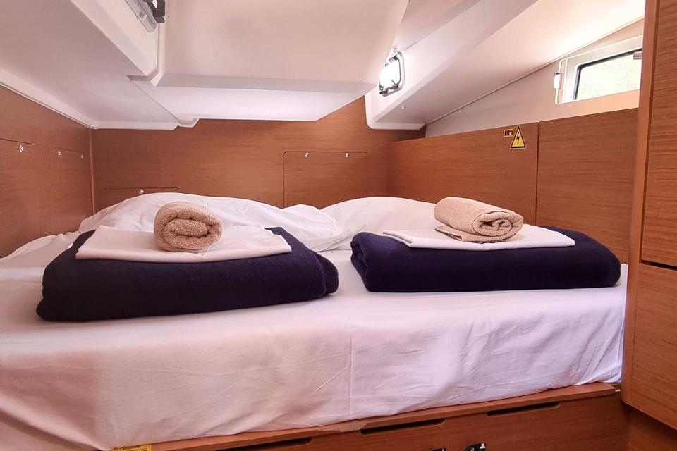 Jeanneau Sun Odyssey 490 (14)