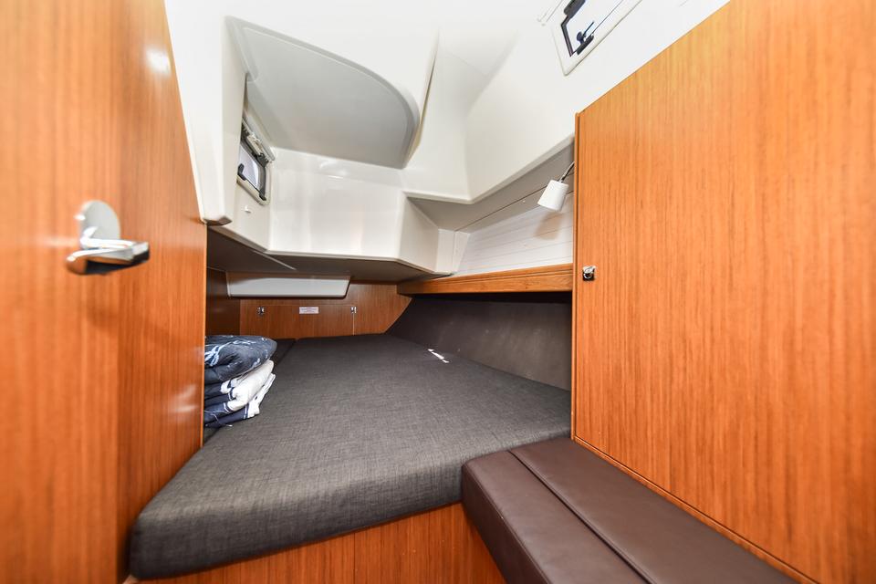 Bavaria 37 (33)