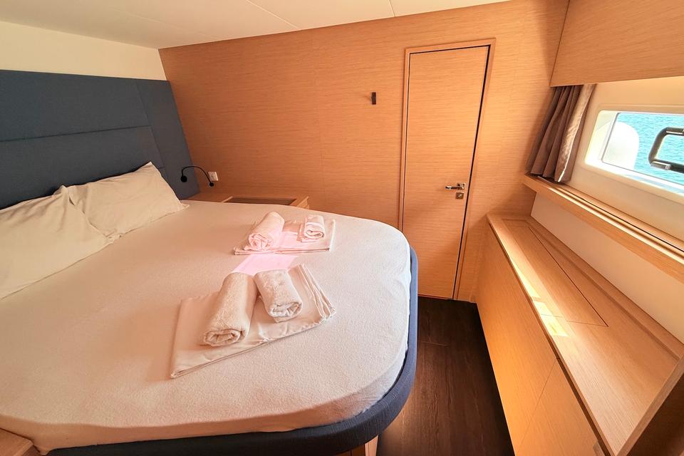 Fountaine Pajot Aura 51 (3)