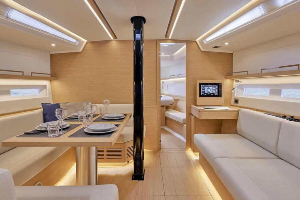 Grand Soleil 44 Performance (8)