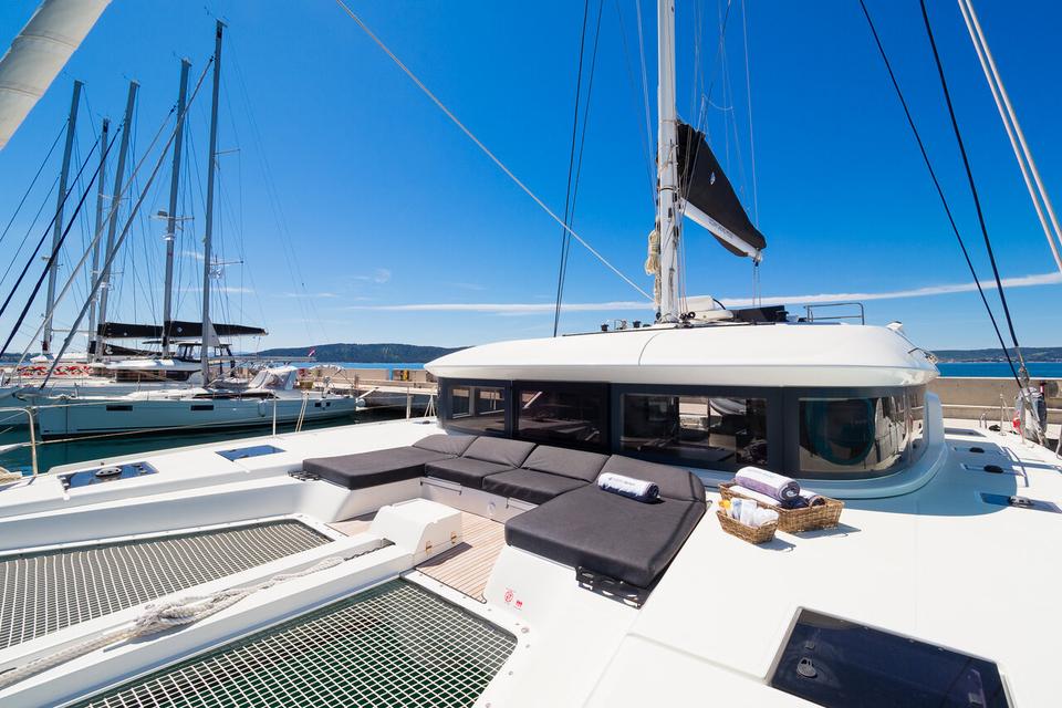 Lagoon 50 (5)