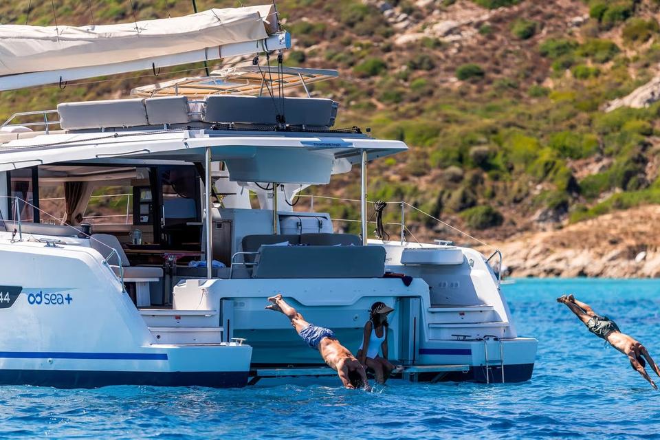 Fountaine Pajot New 44 (3)