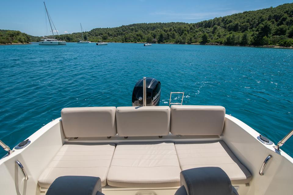 Quicksilver 675 Open (7)