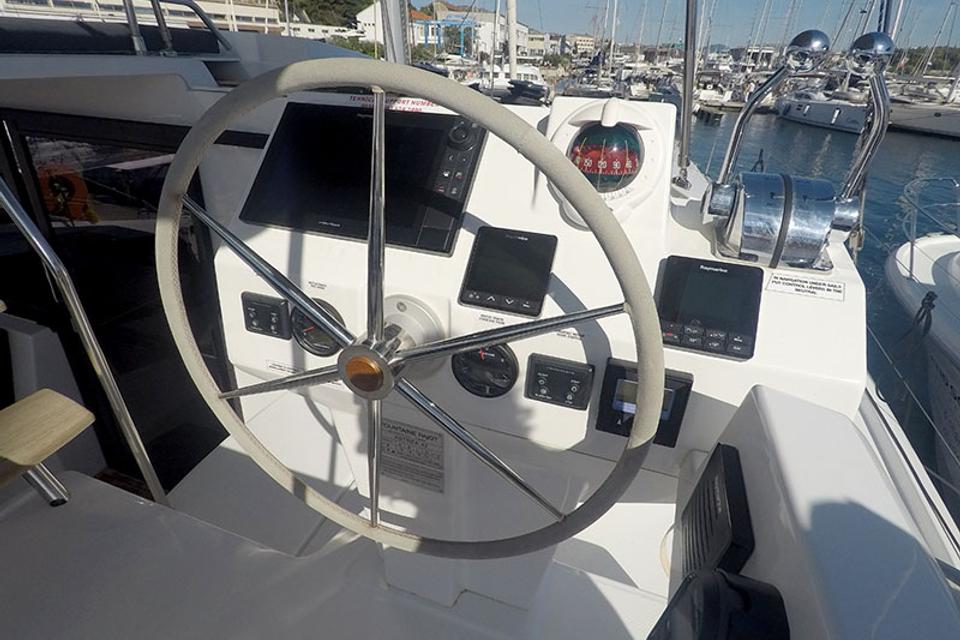 Fountaine Pajot Astrea 42 (11)
