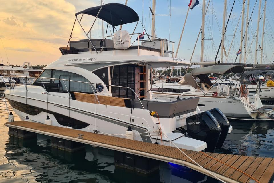 Beneteau Antares 11 OB FLY (2)