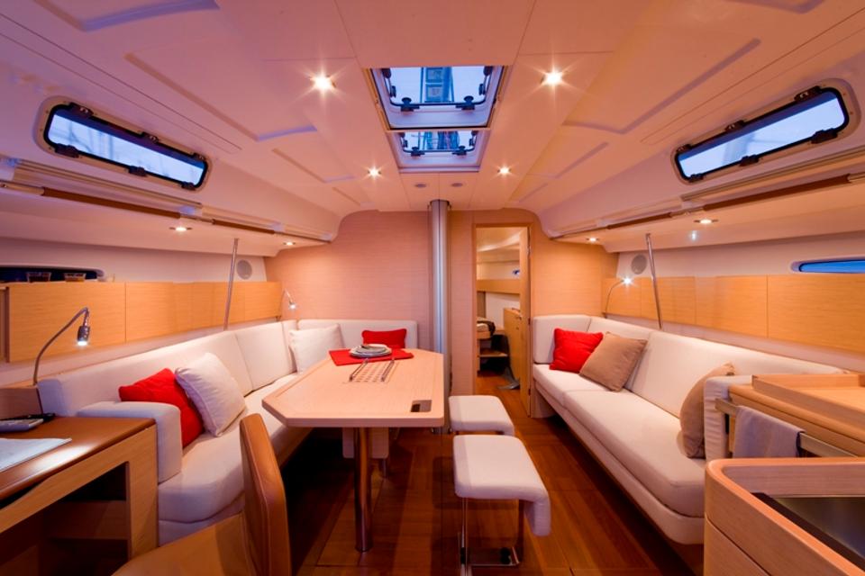 Beneteau First 45 (3)
