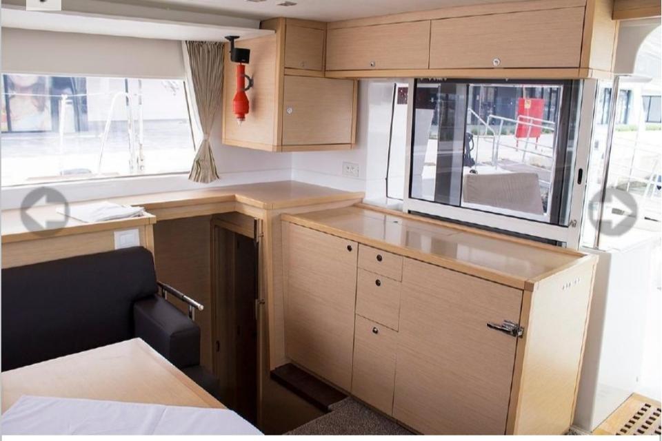 Lagoon 450 F (11)