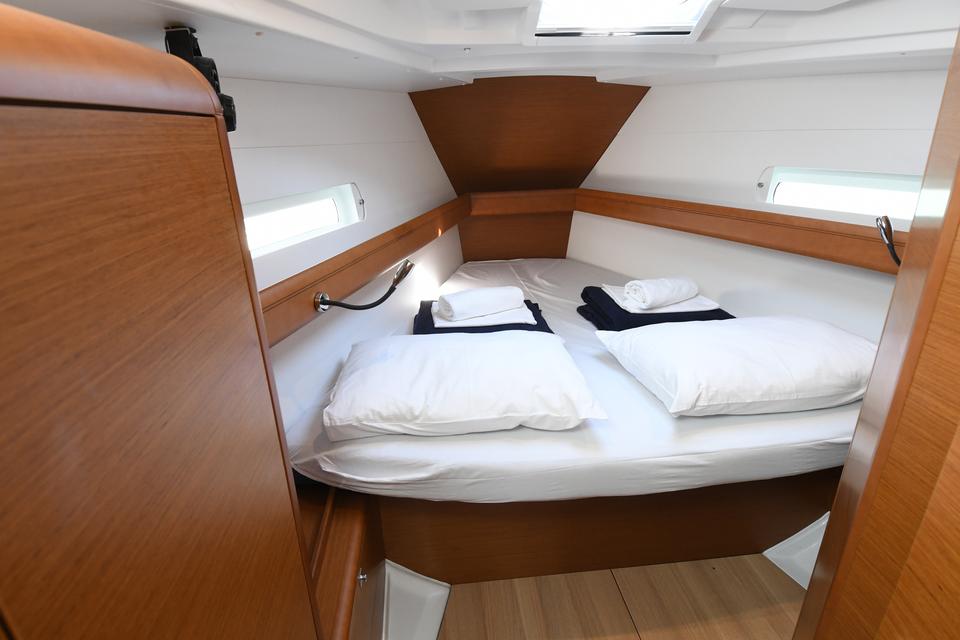 Jeanneau Sun Odyssey 419 (3)