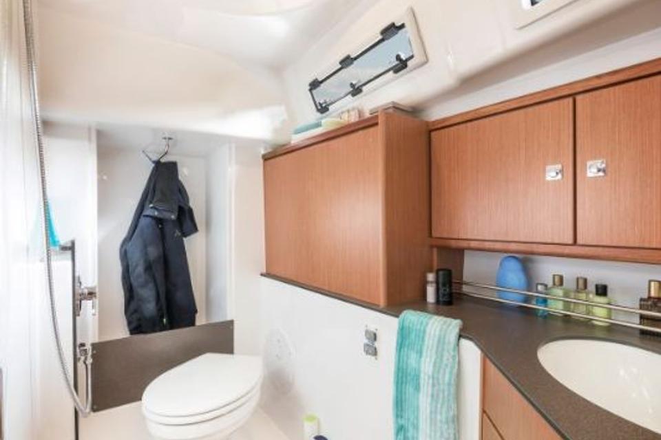 Bavaria Cruiser 34 (21)