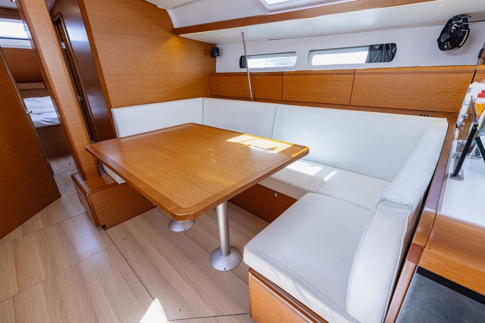 Jeanneau Sun Odyssey 449 (26)