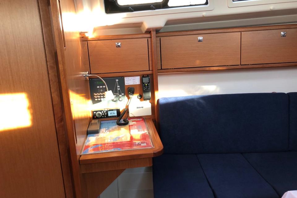 Bavaria Cruiser 34 (4)