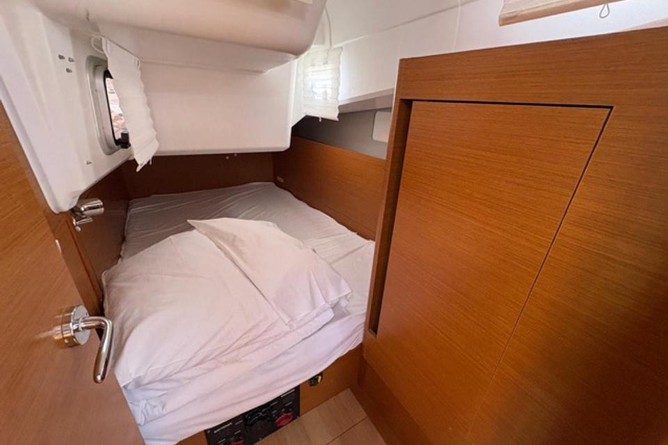 Jeanneau Sun Odyssey 410 (12)