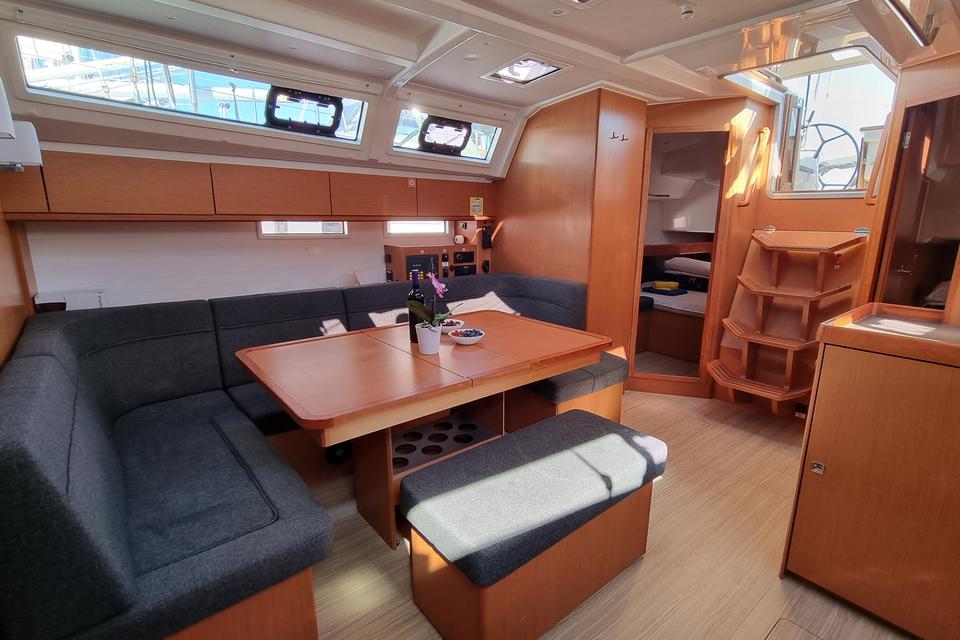Bavaria Cruiser 46 (7)
