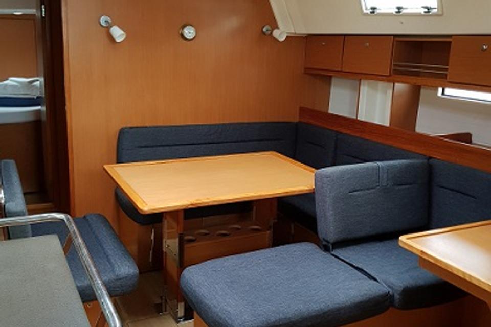 Bavaria Cruiser 45 (6)