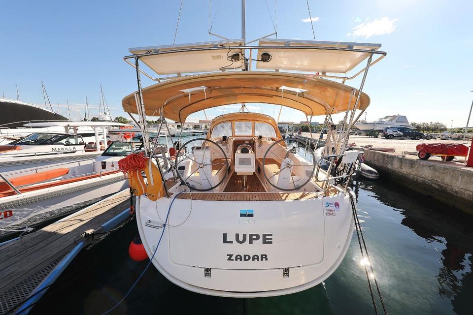 Bavaria Cruiser 40 (2)