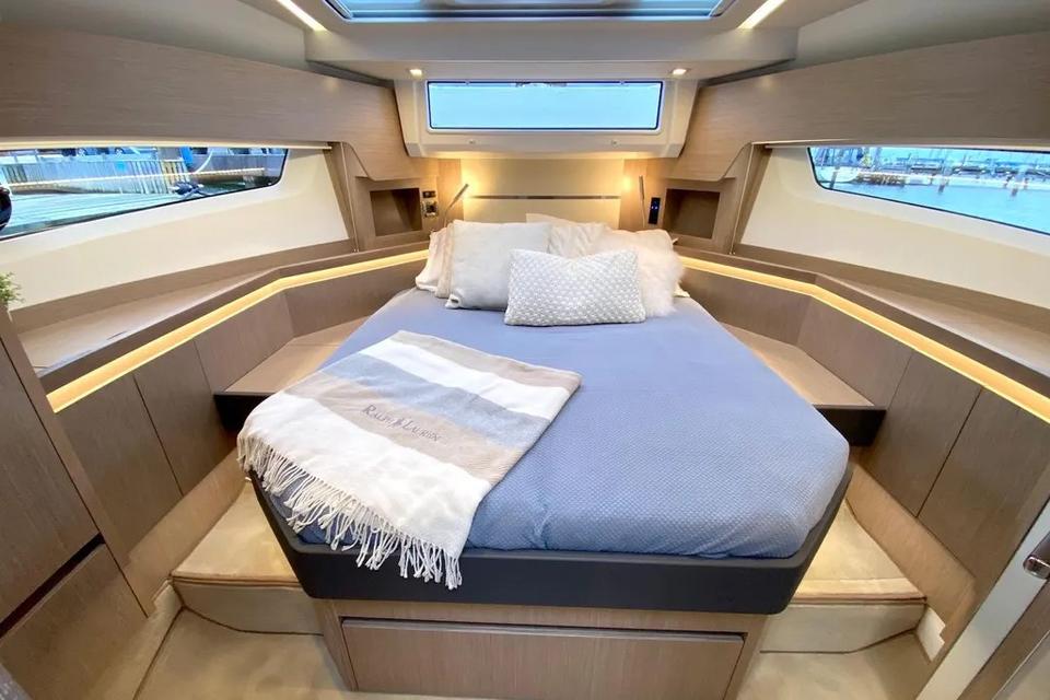 Sealine F430 (8)