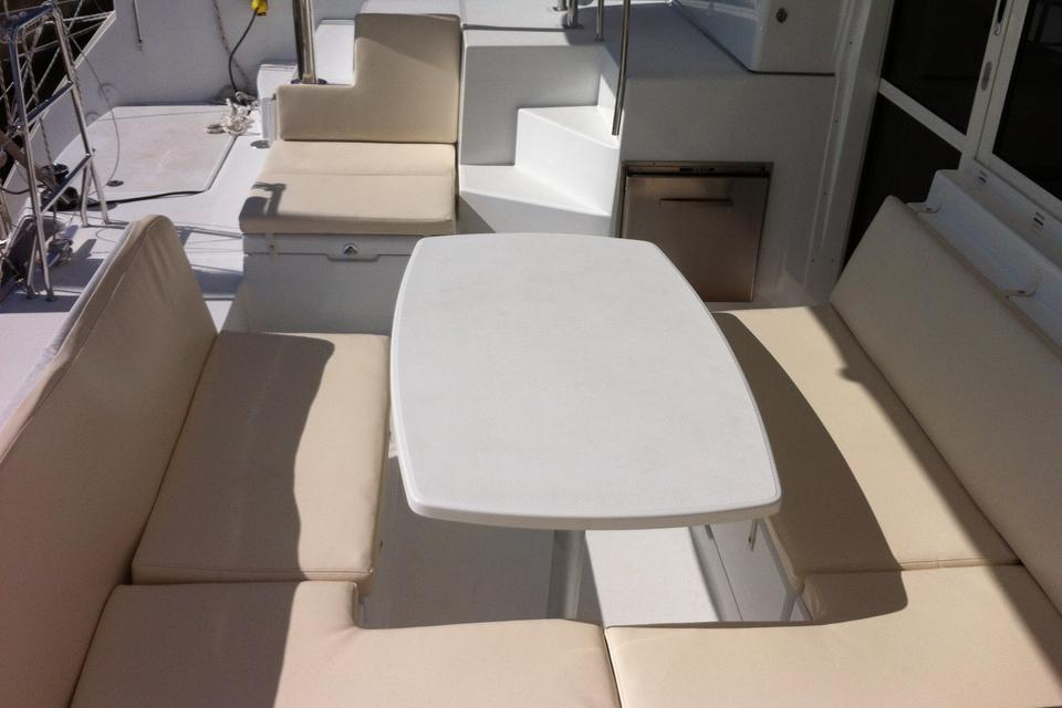 Lagoon 400 S2 (7)
