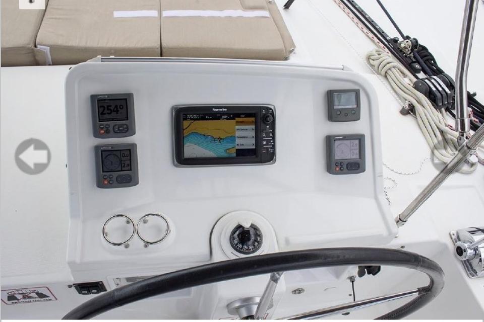 Lagoon 450 F (6)
