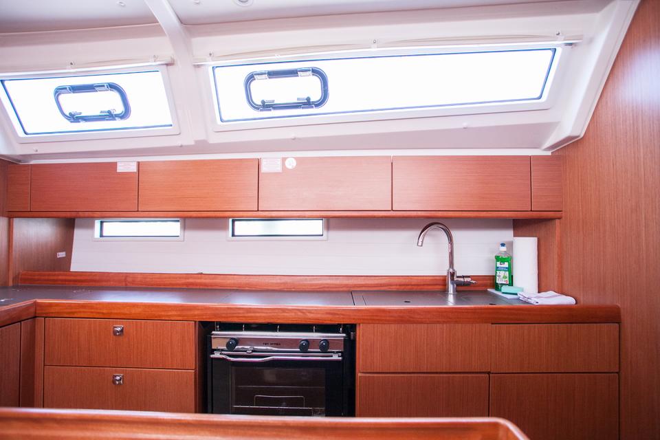 Bavaria Cruiser 46 (3)