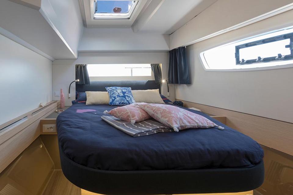 Fountaine Pajot Astrea 42 (10)
