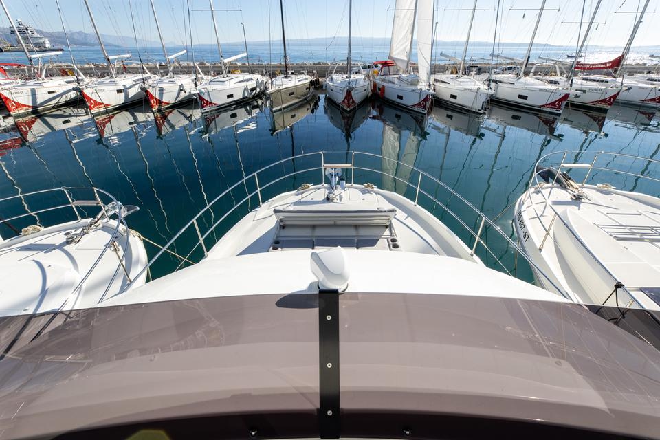Beneteau Swift Trawler 41 (15)