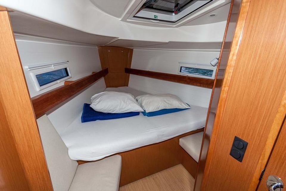 Bavaria Cruiser 40 (16)
