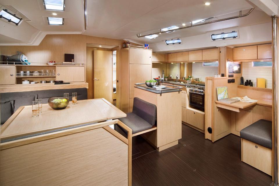 Bavaria Cruiser 55 (2)
