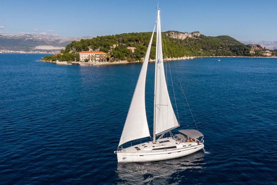 Bavaria Cruiser 51